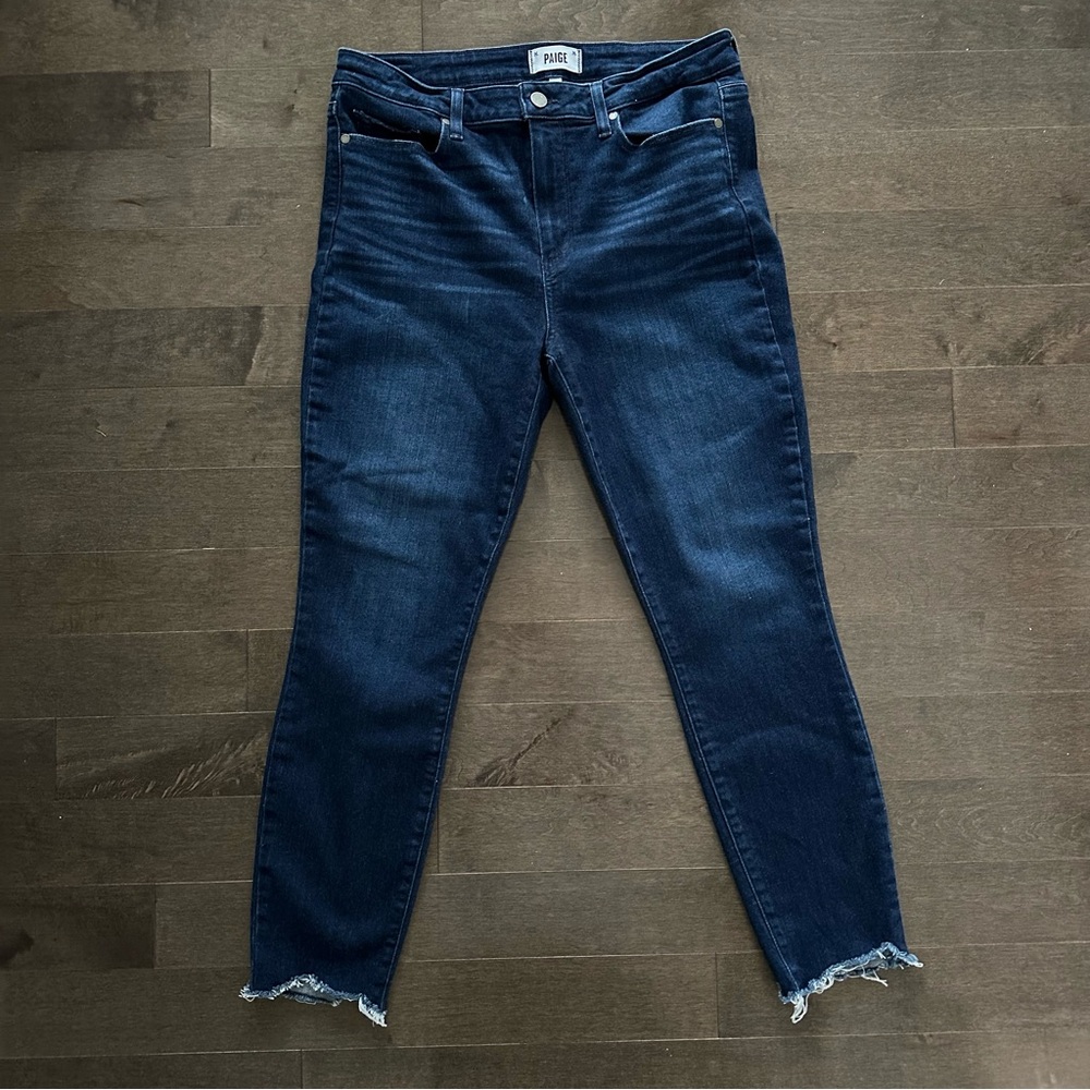 PAIGE Hoxton‎ Ankle High Rise Dark Wash Raw hem Baylor Distressed Size 32